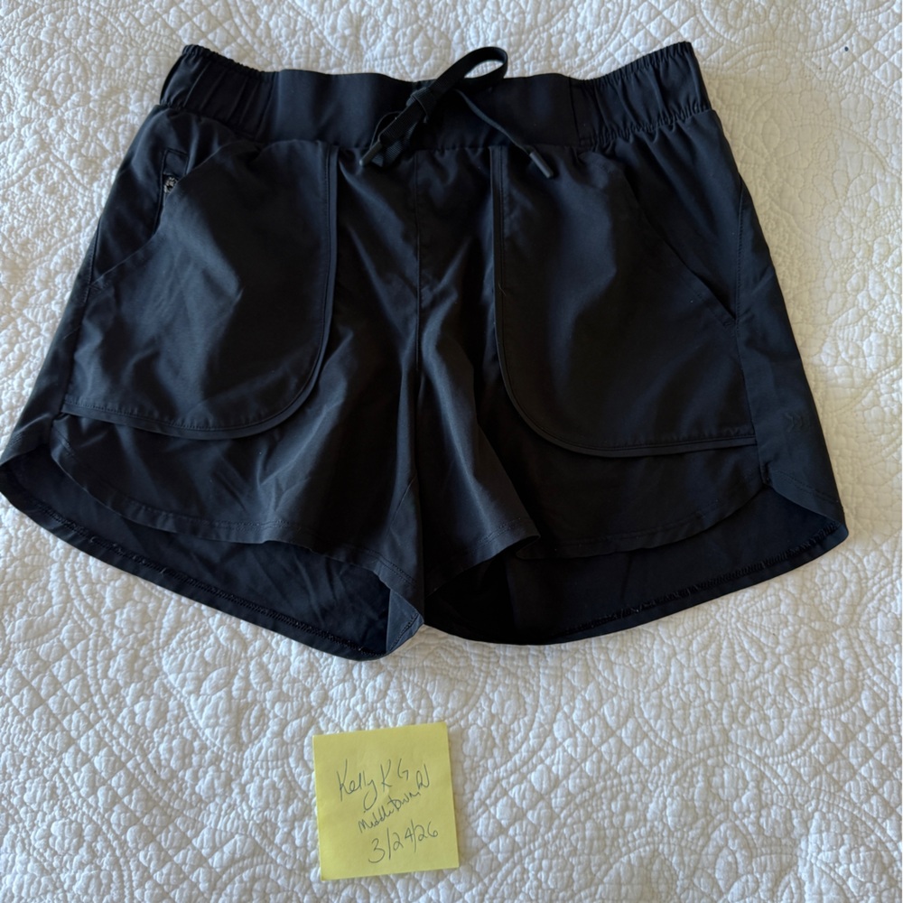 2 pairs! all in motion NAVY AND BLACK BUNDLE